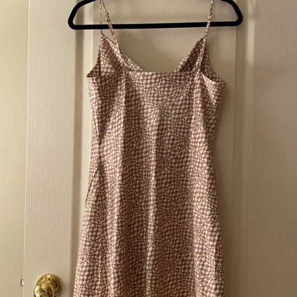 Dynamite Dress - Picture 5 of 6